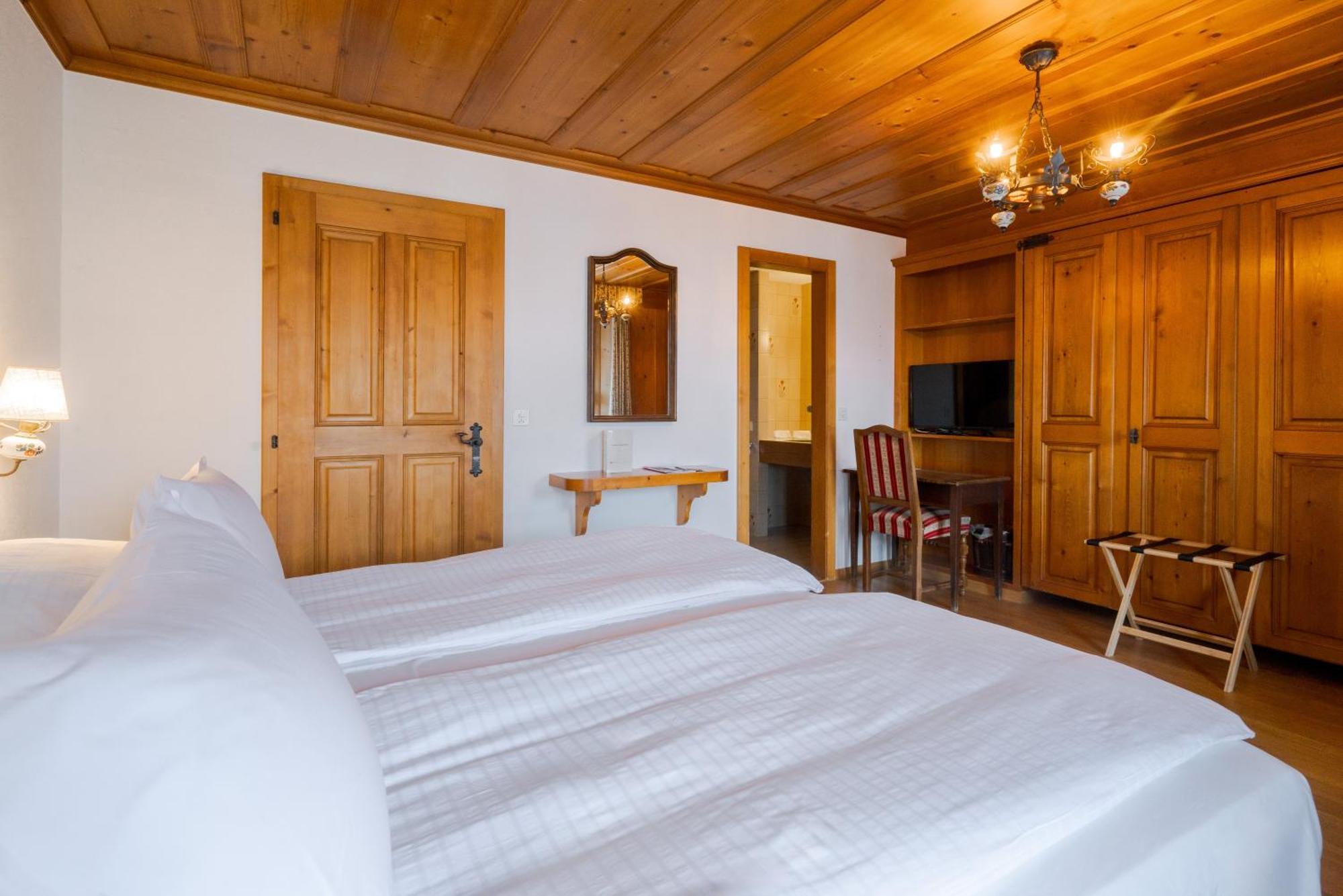 Hotel La Fleur De Lys Gruyeres Zewnętrze zdjęcie