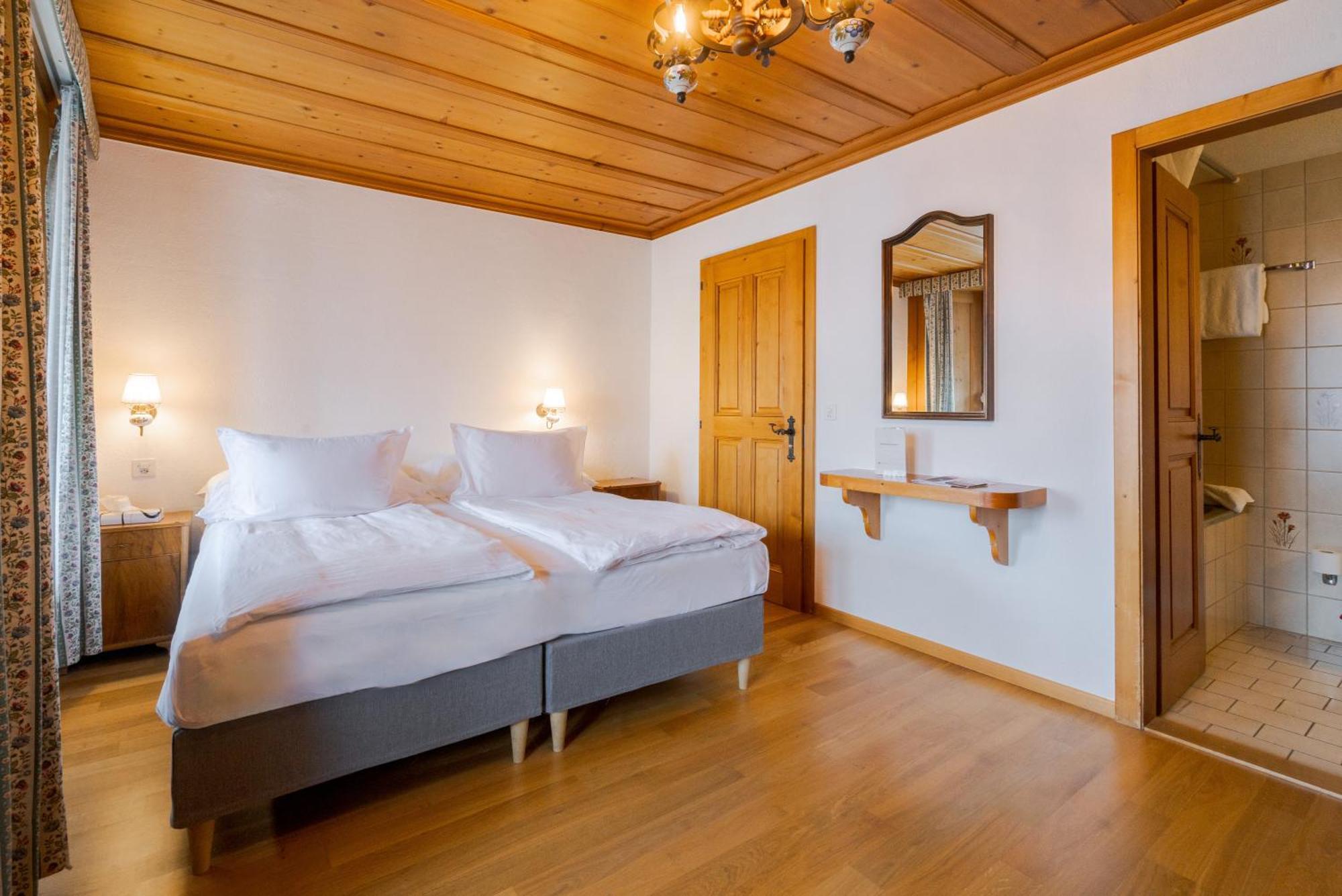 Hotel La Fleur De Lys Gruyeres Zewnętrze zdjęcie